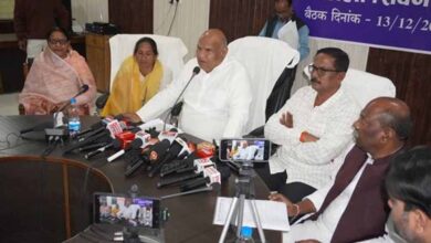 समाज के अंतिम व्यक्ति तक योजनाओं का लाभ पहुंचाना सरकार का लक्ष्य: मंत्री वर्मा समाज के अंतिम व्यक्ति तक योजनाओं का लाभ पहुंचाना सरकार का लक्ष्य: मंत्री वर्मा