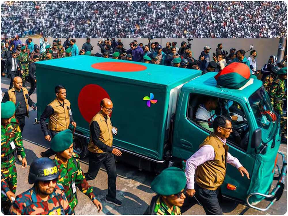 खालिदा जिया को अंतिम विदाई, पति की कब्र के पास सुपुर्द-ए-खाक