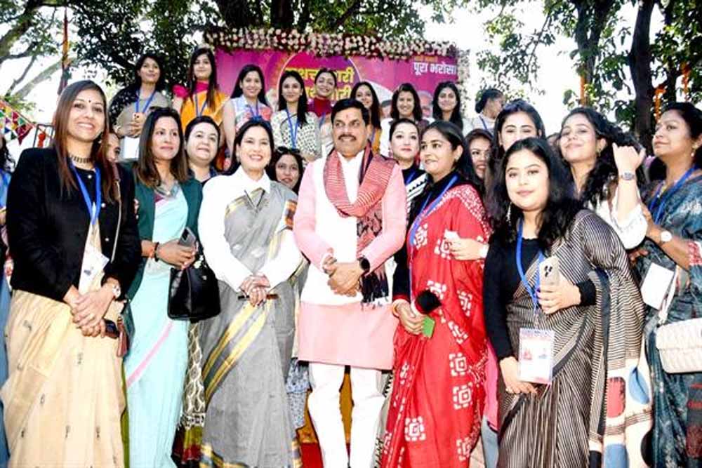 मातृ सत्तात्मक संस्कृति से मिले हैं नारी सम्मान के संस्कार : मुख्यमंत्री डॉ. यादव मातृ सत्तात्मक संस्कृति से मिले हैं नारी सम्मान के संस्कार : मुख्यमंत्री डॉ. यादव