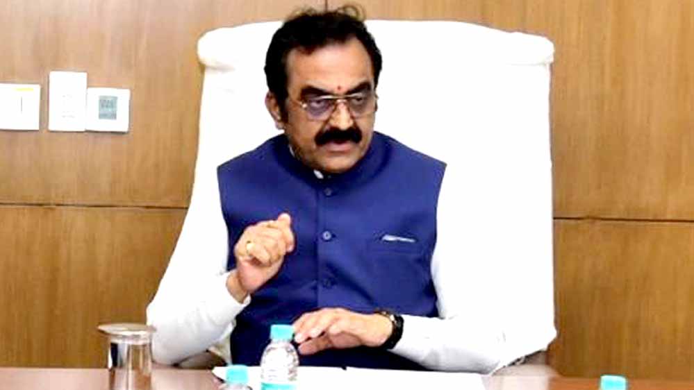 अगले तीन वर्षों में बदलेगा मध्यप्रदेश का सड़क मानचित्र : लोक निर्माण मंत्री सिंह अगले तीन वर्षों में बदलेगा मध्यप्रदेश का सड़क मानचित्र : लोक निर्माण मंत्री सिंह