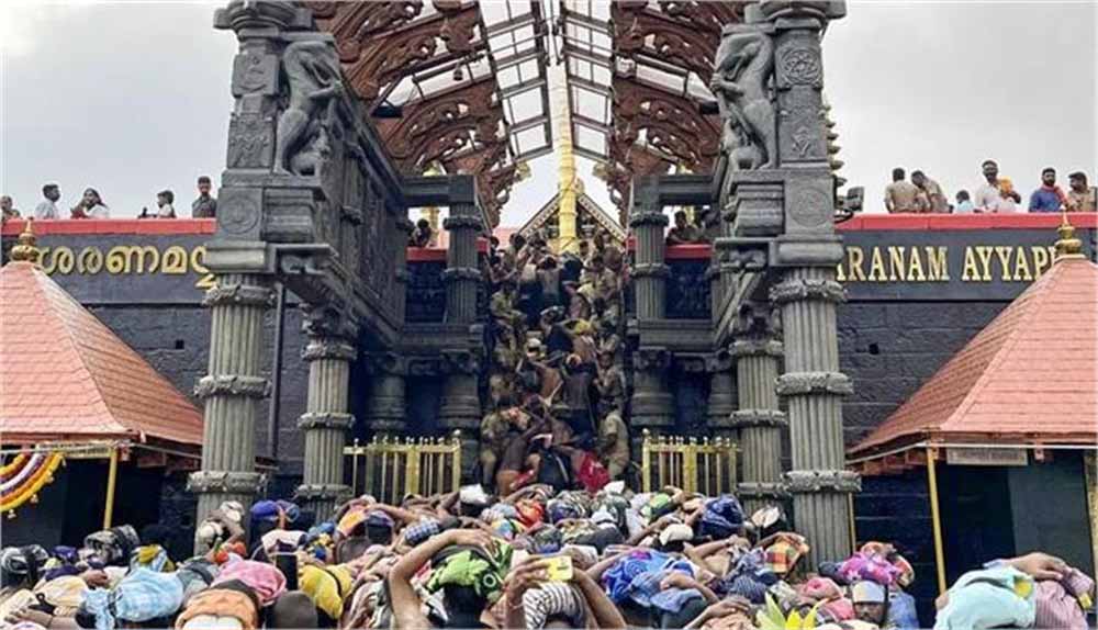 सबरीमाला मंदिर में श्रद्धालुओं का रिकॉर्ड, तीर्थयात्रियों की संख्या 30 लाख के पार