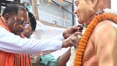 अटल बिहारी वाजपेयी की जयंती पर सुशासन दिवस: मुख्यमंत्री विष्णु देव साय ने किया नमन