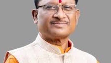 मुख्यमंत्री विष्णुदेव साय ने बाबा गुरु घासीदास जयंती पर प्रदेशवासियों को दी शुभकामनाएँ मुख्यमंत्री विष्णुदेव साय ने बाबा गुरु घासीदास जयंती पर प्रदेशवासियों को दी शुभकामनाएँ