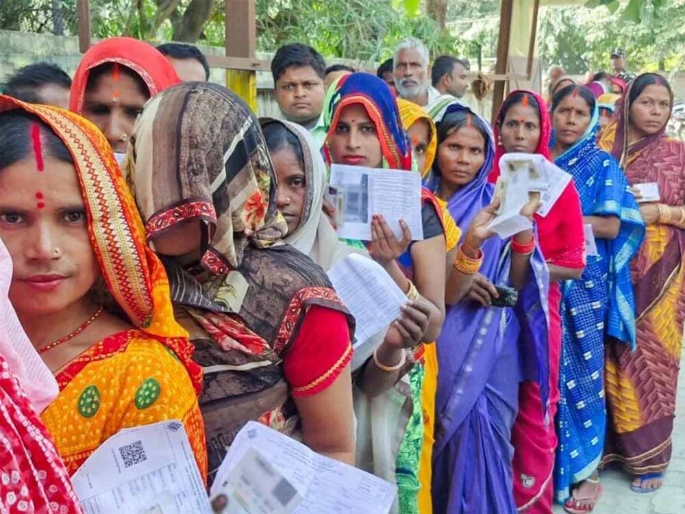 SIR की तारीख पर कोई राहत नहीं, यूपी में 2.89 करोड़ नाम कटेंगे; 1.11 करोड़ वोटरों को मिलेगा नोटिस