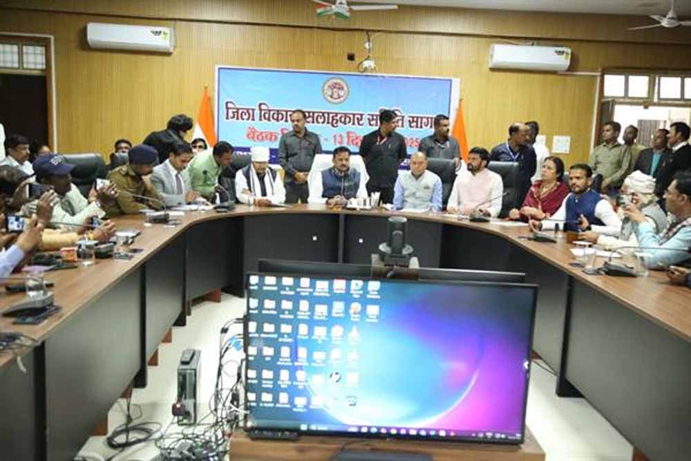 विकास के हर क्षेत्र में मध्यप्रदेश सरकार कर रही है कार्य: उप मुख्यमंत्री शुक्ल विकास के हर क्षेत्र में मध्यप्रदेश सरकार कर रही है कार्य: उप मुख्यमंत्री शुक्ल