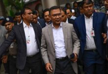 बांग्लादेश में ‘हीरो’ जैसी वापसी, लेकिन 17 साल पहले बेल पर लंदन कैसे भागे थे तारिक रहमान?