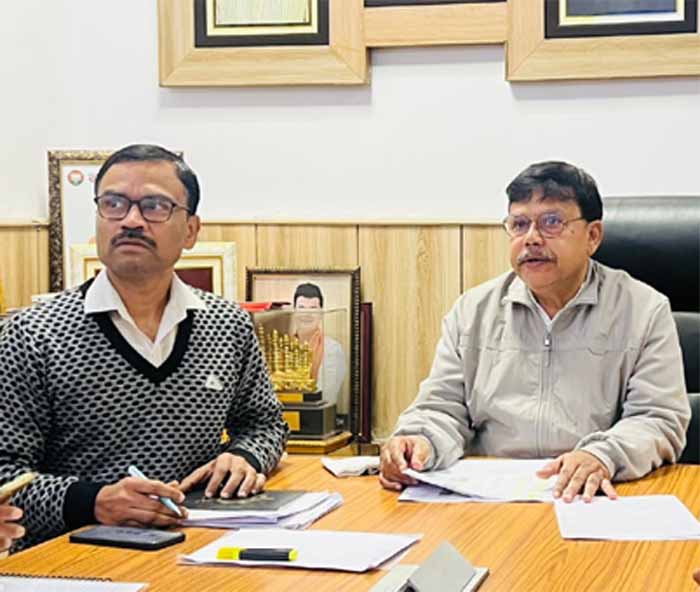 अधिकारी लक्ष्य निर्धारित कर उपभोक्ताओं तक पहुंचाएं समाधान योजना का लाभ अधिकारी लक्ष्य निर्धारित कर उपभोक्ताओं तक पहुंचाएं समाधान योजना का लाभ