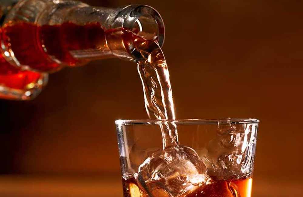 भोपाल में नए साल के जश्न के लिए ‘होम बार’ का लाइसेंस सिर्फ ₹500 में, जानें नियम और शर्तें