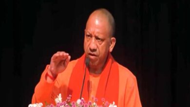 जयचंद-मीरजाफर जैसे पापियों ने देश को बांटा, आज भी वैसी ही ताकतें सक्रिय: CM योगी