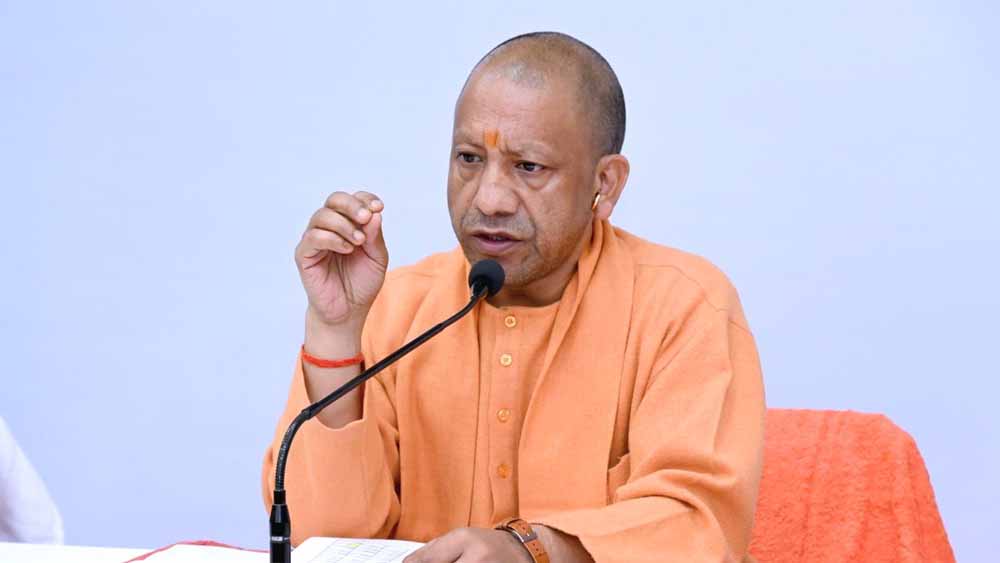 रोजगार के लिए सीएम योगी का विजन : जी राम जी के फायदे बताने के लिए गांव-गांव लगेगी चौपाल