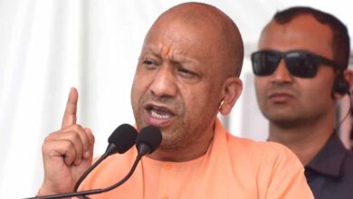 अवैध नशे पर योगी सरकार की बड़ी कार्रवाई, कोडीन दुरुपयोग मामले में 128 फर्मों पर एफआईआर