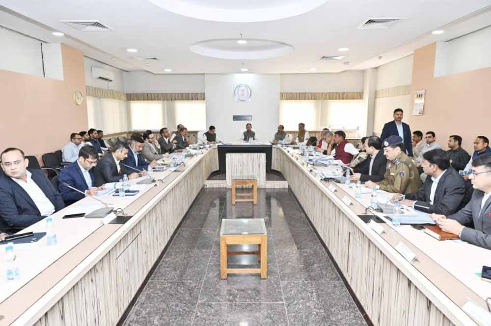 डबल इंजन सरकार का बड़ा ऐलान: बिलासपुर बनेगा छत्तीसगढ़ का अगला ग्रोथ इंजन, सीएम साय ने रखा 15 साल का विकास रोडमैप डबल इंजन सरकार का बड़ा ऐलान: बिलासपुर बनेगा छत्तीसगढ़ का अगला ग्रोथ इंजन, सीएम साय ने रखा 15 साल का विकास रोडमैप