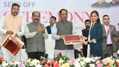 स्वामी विवेकानंद ने दुनिया में बढ़ाया भारत की संस्कृति एवं सनातन का मान – मुख्यमंत्री विष्णु देव साय स्वामी विवेकानंद ने दुनिया में बढ़ाया भारत की संस्कृति एवं सनातन का मान – मुख्यमंत्री विष्णु देव साय