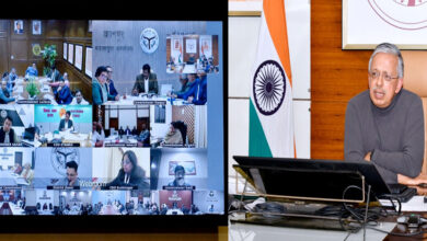 CS ने वीडियो कॉन्फ्रेंसिंग के माध्यम से मण्डलायुक्तों और CDOs के साथ प्राथमिकता कार्यक्रमों की समीक्षा की