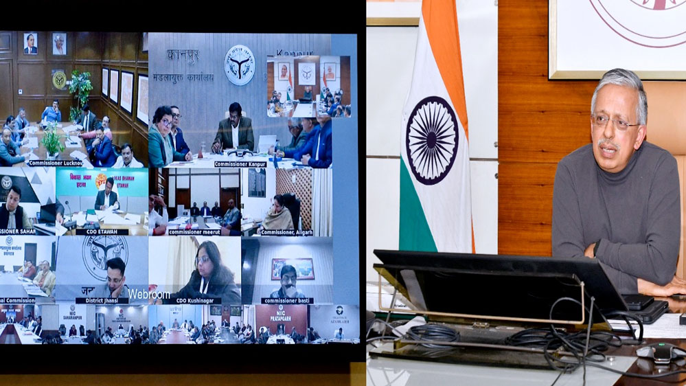 CS ने वीडियो कॉन्फ्रेंसिंग के माध्यम से मण्डलायुक्तों और CDOs के साथ प्राथमिकता कार्यक्रमों की समीक्षा की
