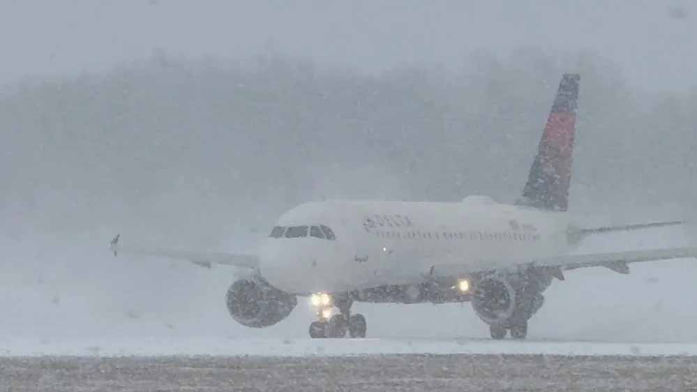 Air India ने न्यूयॉर्क और नेवार्क की उड़ानें रद्द कीं, अमेरिका में ‘विंटर स्टॉर्म’ का अलर्ट Air India ने न्यूयॉर्क और नेवार्क की उड़ानें रद्द कीं, अमेरिका में ‘विंटर स्टॉर्म’ का अलर्ट