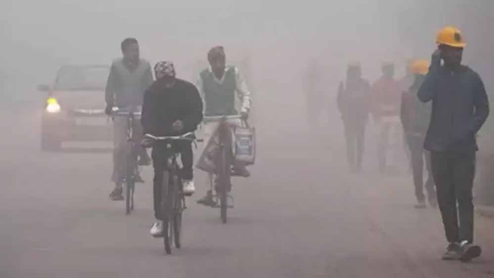 MP के 19 शहरों में कड़ाके की ठंड, राजगढ़ सबसे ठंडा: तापमान 3°C, सतना में दृश्यता सिर्फ 50 मीटर MP के 19 शहरों में कड़ाके की ठंड, राजगढ़ सबसे ठंडा: तापमान 3°C, सतना में दृश्यता सिर्फ 50 मीटर
