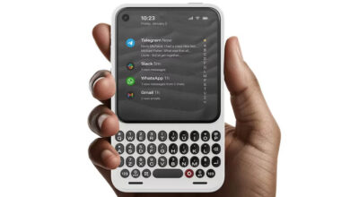 BlackBerry जैसा डिजाइन, iPhone जैसे फीचर्स, अब लॉन्च हुआ खास स्मार्टफोन