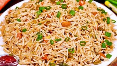 घर पर मिनटों में रेस्टोरेंट-स्टाइल मिक्स वेज फ्राइड राइस