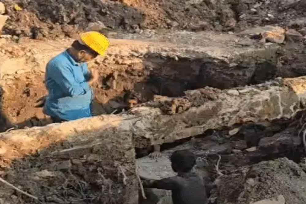 इंदौर त्रासदी: ‘पैसे बचाने के चक्कर में ड्रेनेज के पास बिछाई गई वॉटर लाइन’, ‘वॉटरमैन ऑफ इंडिया’ ने बताया भ्रष्टाचार का नतीजा