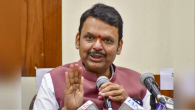 BMC का मेयर मराठी हिंदू होगा, CM फडणवीस का ऐलान, पठान ने उठाई थी बुर्के पर बात