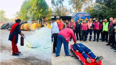 छत्तीसगढ़ पुलिस चला रही अभियान, यात्रियों के साथ वाहन चालकों एवं फील्ड स्टॉफ को दे रही आपात प्रबंधन का प्रशिक्षण