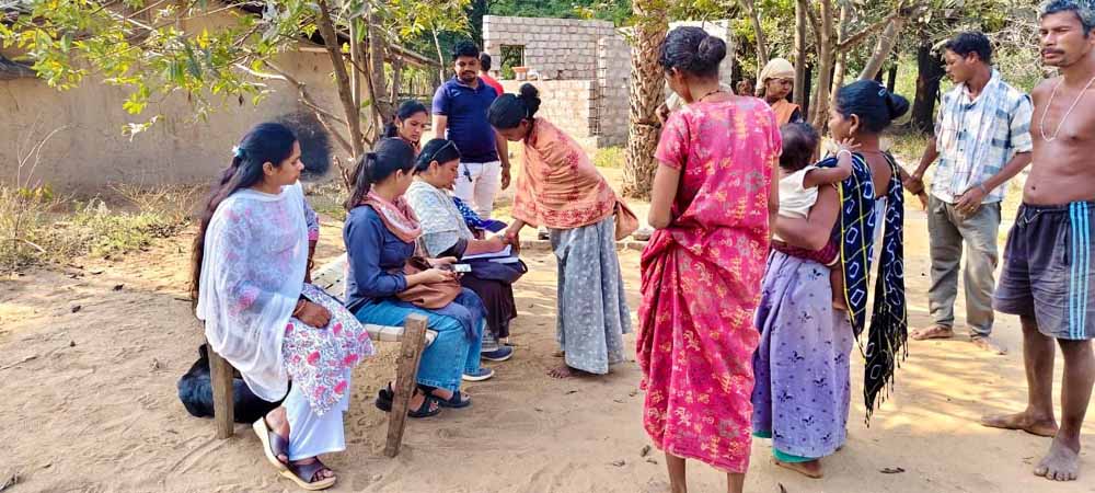 ‘बाल विवाह मुक्त छत्तीसगढ़’ अभियान में जुटी टीमें, नदी-नाले पार कर बचाया भविष्य
