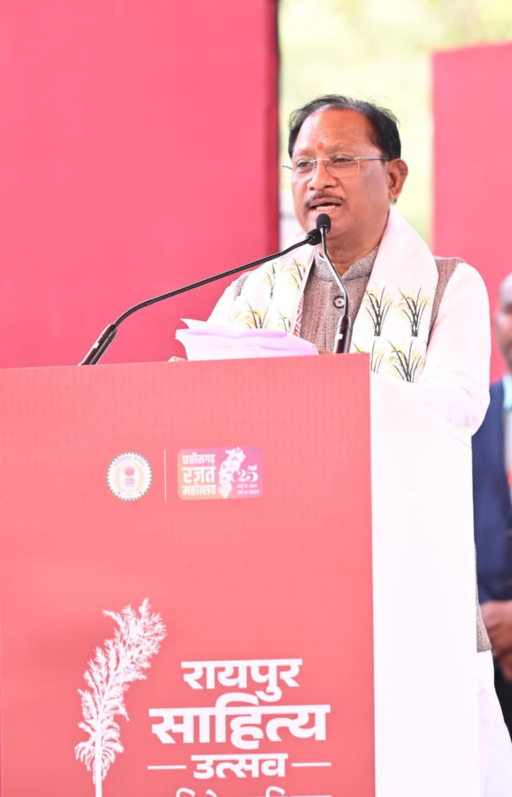 “गणतंत्र के अमृतकाल में साहित्य उत्सव हमारी सांस्कृतिक चेतना का प्रतीक” – मुख्यमंत्री साय