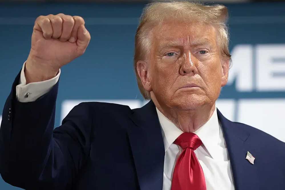 टैरिफ से US को हुई अरबों की कमाई, क्या ट्रंप हर अमेरिकी को 00 का वादा पूरा करेंगे?