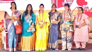 लाला जगदलपुरी मण्डप में महिला लेखन पर विमर्श