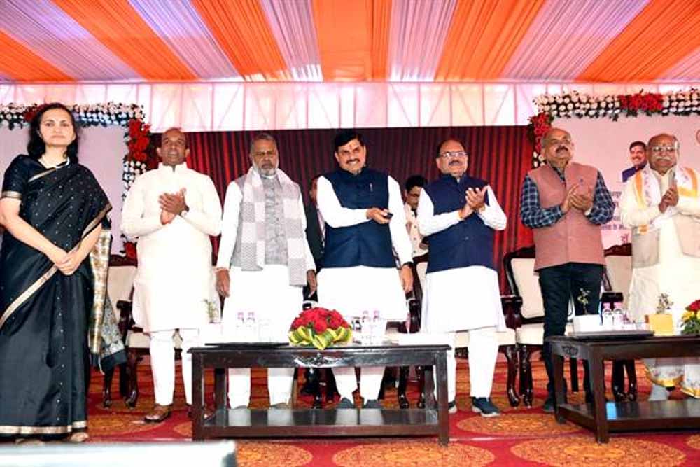 राज्य सरकार दिव्यांगजनों के सशक्तिकरण और वृद्धजनों की सेवा के लिए संकल्पित