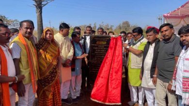 सुदृढ़ सड़क नेटवर्क से गांवों का समग्र विकास संभव: मंत्री चौहान