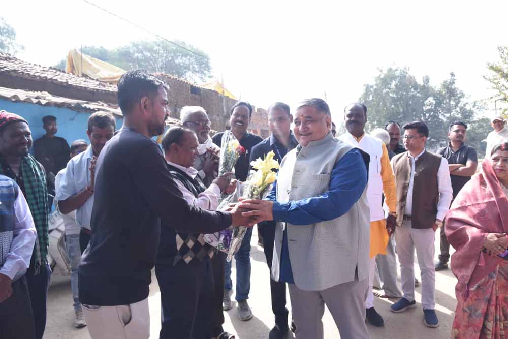 पर्यटन एवं संस्कृति मंत्री राजेश अग्रवाल ने लखनपुर में 4.18 करोड़ से अधिक के 26 विकास कार्यों का किया भूमिपूजन पर्यटन एवं संस्कृति मंत्री राजेश अग्रवाल ने लखनपुर में 4.18 करोड़ से अधिक के 26 विकास कार्यों का किया भूमिपूजन