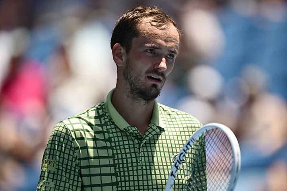 ऑस्ट्रेलियन ओपन: मेदवेदेव ने जेस्पर डी जोंग को हराकर दूसरा दौर सुनिश्चित किया