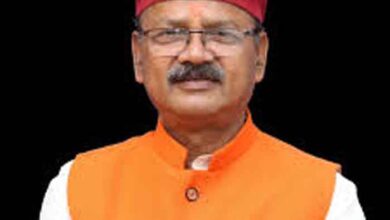 रेशम उत्पादन बढ़ाकर उपलब्ध कराए जा रहे हैं रोजगार के अवसर : राज्यमंत्री जायसवाल