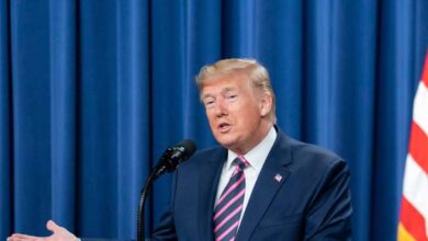 खुद को वेनेजुएला का ‘एक्टिंग प्रेसिडेंट’ घोषित करने का किया दावा खुद को वेनेजुएला का ‘एक्टिंग प्रेसिडेंट’ घोषित करने का किया दावा