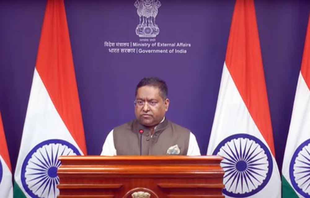 वेनेजुएला संकट पर भारत की चिंता, संवाद से समाधान की अपील