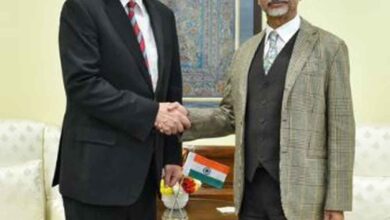 भारत-अमेरिका व्यापार वार्ता की शुरुआत: एस. जयशंकर ने अमेरिकी सांसद से की अहम मुलाकात