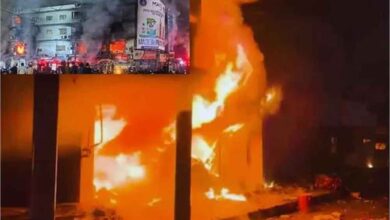 कराची मॉल में आग का कहर: 3 की मौत, दर्जनों दुकानें खाक