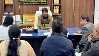 अंबेडकर कामधेनु योजना एवं स्वावलंबी गोशाला निवास नीति-2025 का प्रभावी रूप से संचालन सुनिश्चित करें : राज्यमंत्री अंबेडकर कामधेनु योजना एवं स्वावलंबी गोशाला निवास नीति-2025 का प्रभावी रूप से संचालन सुनिश्चित करें : राज्यमंत्री