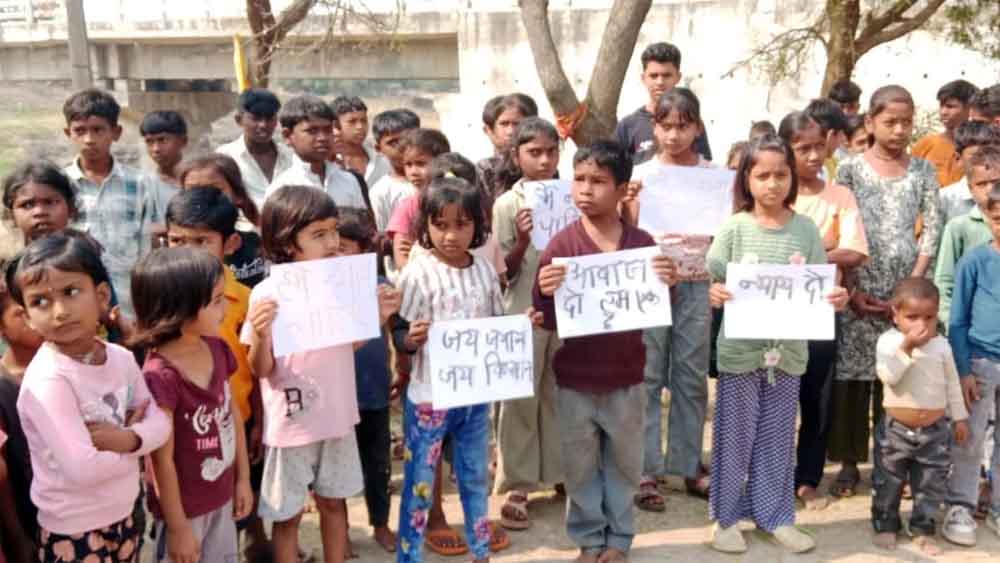 पांगरी बांध मुआवजा विवाद: बुरहानपुर में किसानों के बच्चों ने संभाला मोर्चा, दो गुना मुआवजे की मांग तेज