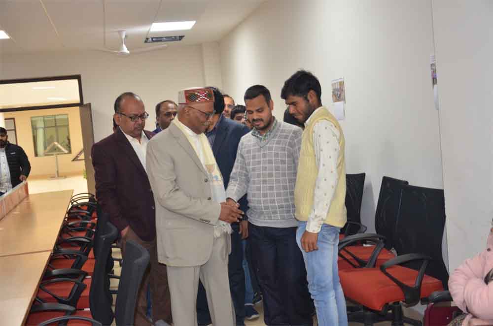 4000 ब्रेल पुस्तकों के साथ यूपी के पहले राज्य विवि में खुला ब्रेल पुस्तकालय