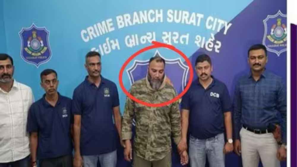 कई राज्यों में आतंक फैलाने वाला 6 गैंग का सरदार ‘असलि रहमान डकैत’ सूरत से गिरफ्तार