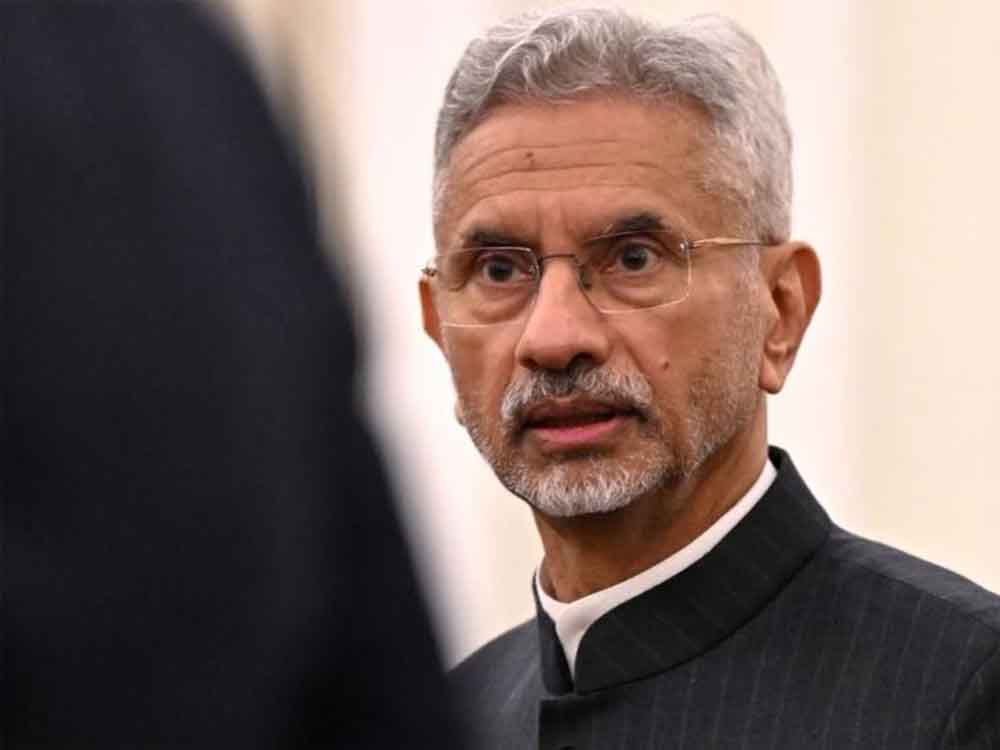 वेनेजुएला संकट पर भारत की पहली प्रतिक्रिया, विदेश मंत्रालय ने जताई गहरी चिंता