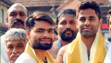 मैच से पहले आस्था का सहारा: पद्मनाभस्वामी मंदिर पहुंचे कप्तान सूर्यकुमार और पूरी टीम