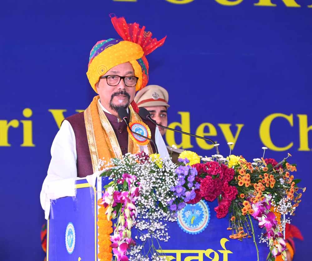दाऊ वासुदेव चन्द्राकर कामधेनु विश्वविद्यालय दुर्ग का चतुर्थ दीक्षांत समारोह संपन्न