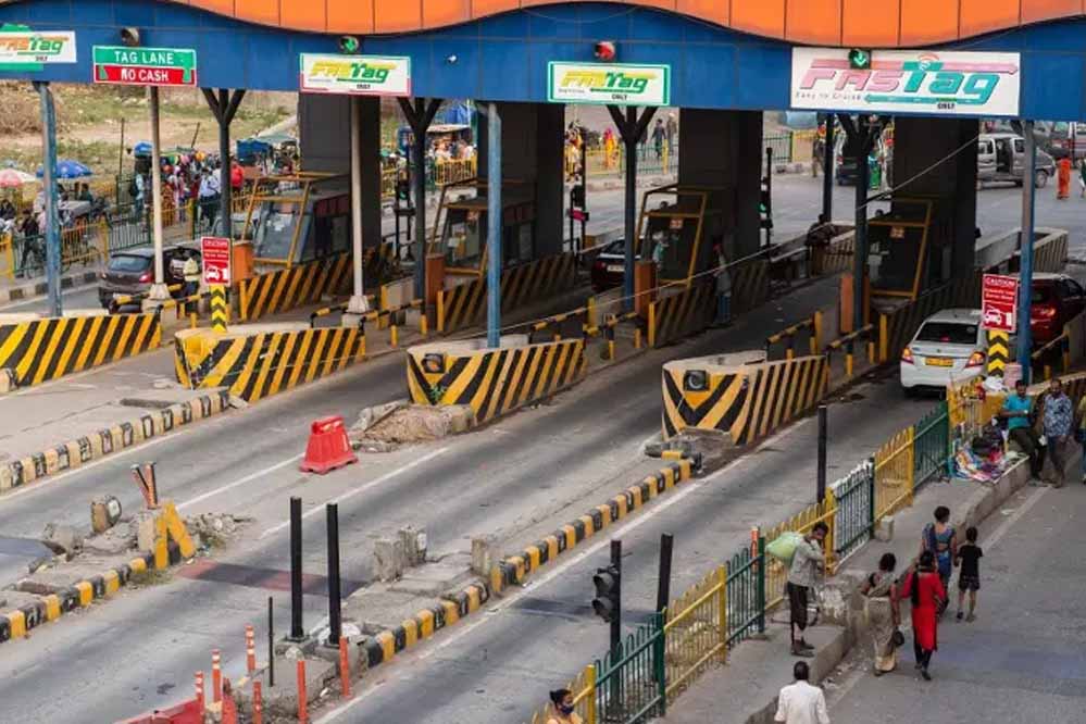 सरकार ने बदले टोल टैक्स के नियम, अब 70% तक की छूट, जानें कहां मिलेगा फायदा सरकार ने बदले टोल टैक्स के नियम, अब 70% तक की छूट, जानें कहां मिलेगा फायदा