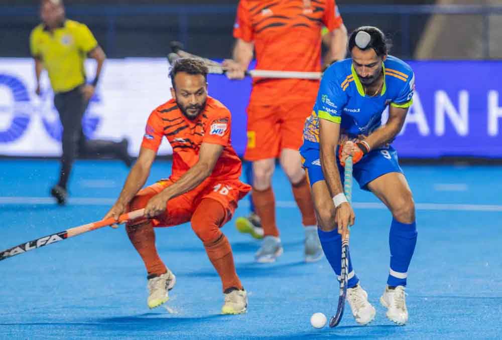 वेदांता कलिंगा लांसर्स ने श्राची बंगाल टाइगर्स के खिलाफ 2-1 से करीबी जीत हासिल की वेदांता कलिंगा लांसर्स ने श्राची बंगाल टाइगर्स के खिलाफ 2-1 से करीबी जीत हासिल की