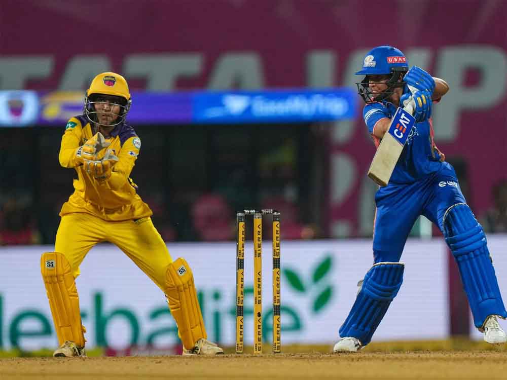 WPL में रोमांच चरम पर: तीन दिन में दूसरी बार भिड़ेंगी यूपी वॉरियर्स और मुंबई इंडियंस