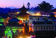 महाशिवरात्रि 2026: नेपाल-भारत में गूंजा हर हर महादेव, पशुपतिनाथ धाम में 3 KM लंबी भक्तों की कतार